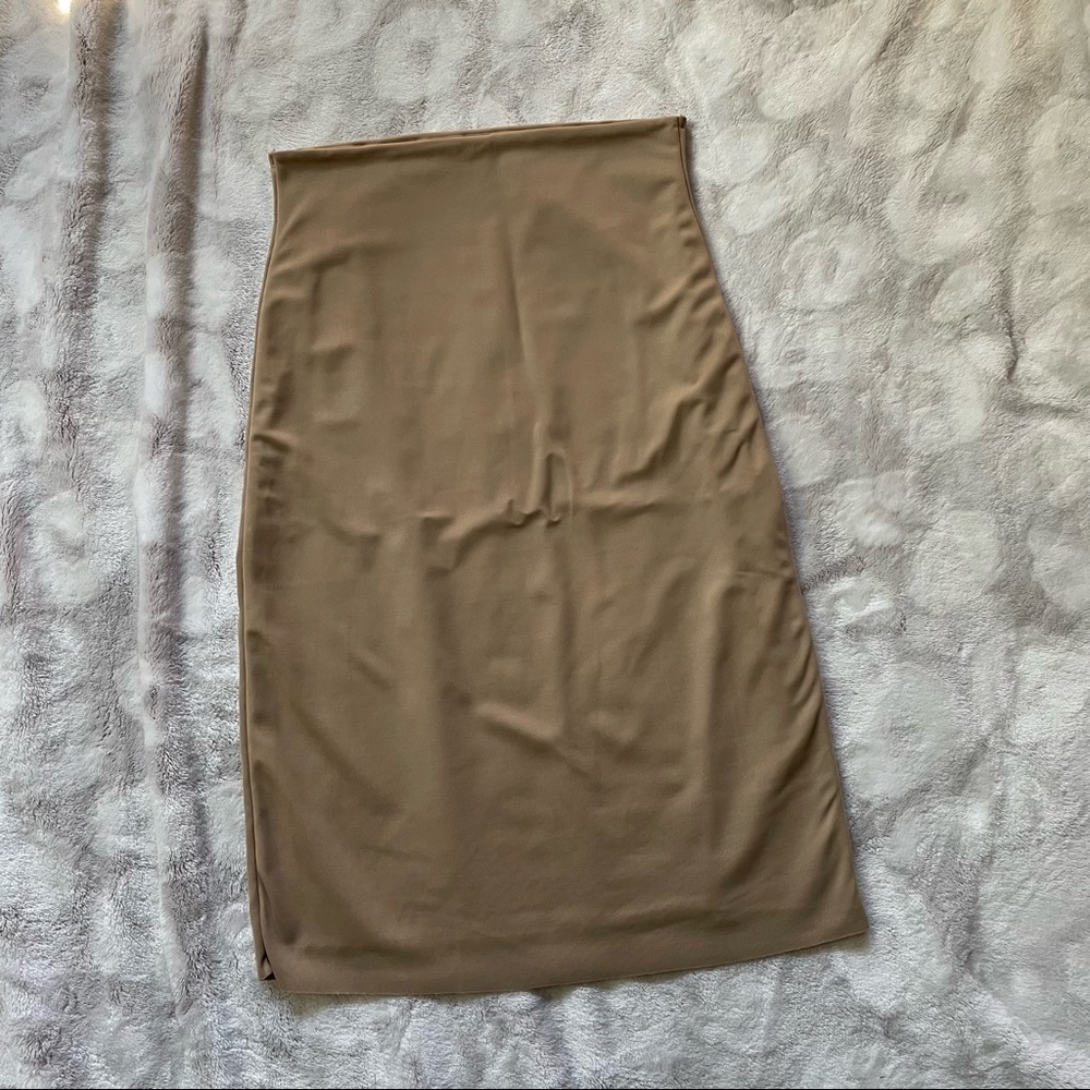 Assets by Spanx Fantastic Firmers Half Slip Size Medium